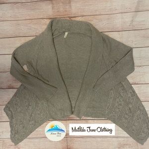 Matilda Jane Womens Beige Asymetrical Cardigan Size M